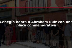 Cehegín honra a Abraham Ruiz con una placa conmemorativa
